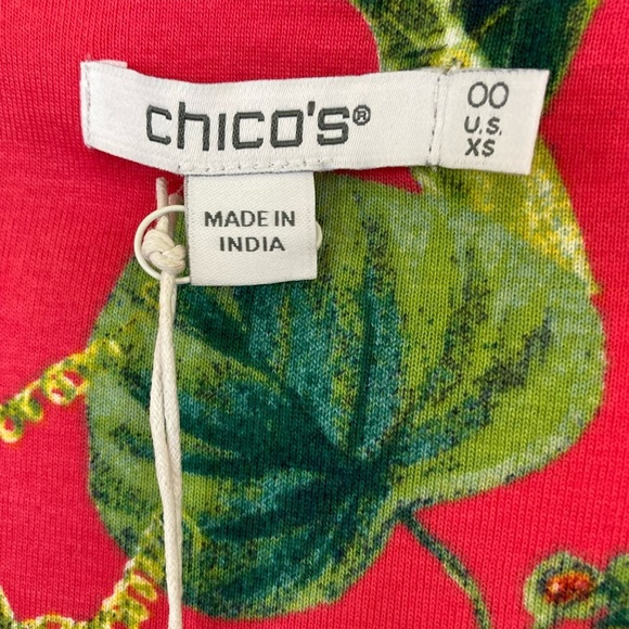 NWT Chico's Botanical V-Neck Strawberry Maragrita Everyday Tee (Size 00) - Picture 7 of 10